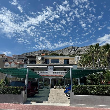 Apartmani “Krešimir” 奥米什 外观 照片