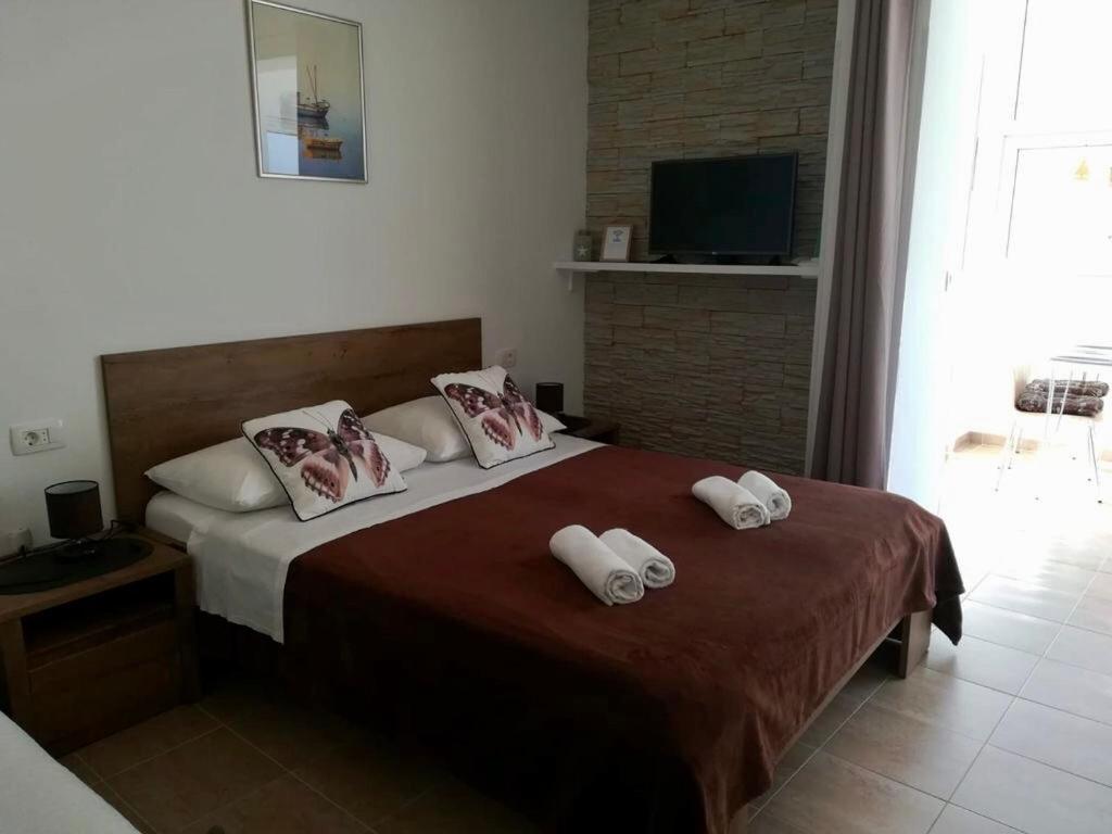 Apartmani “Krešimir” 奥米什 外观 照片