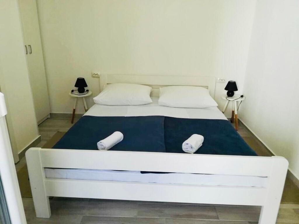 Apartmani “Krešimir” 奥米什 外观 照片