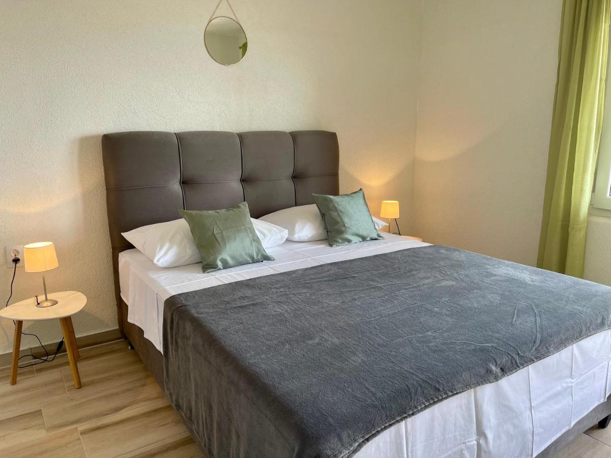 Apartmani “Krešimir” 奥米什 外观 照片