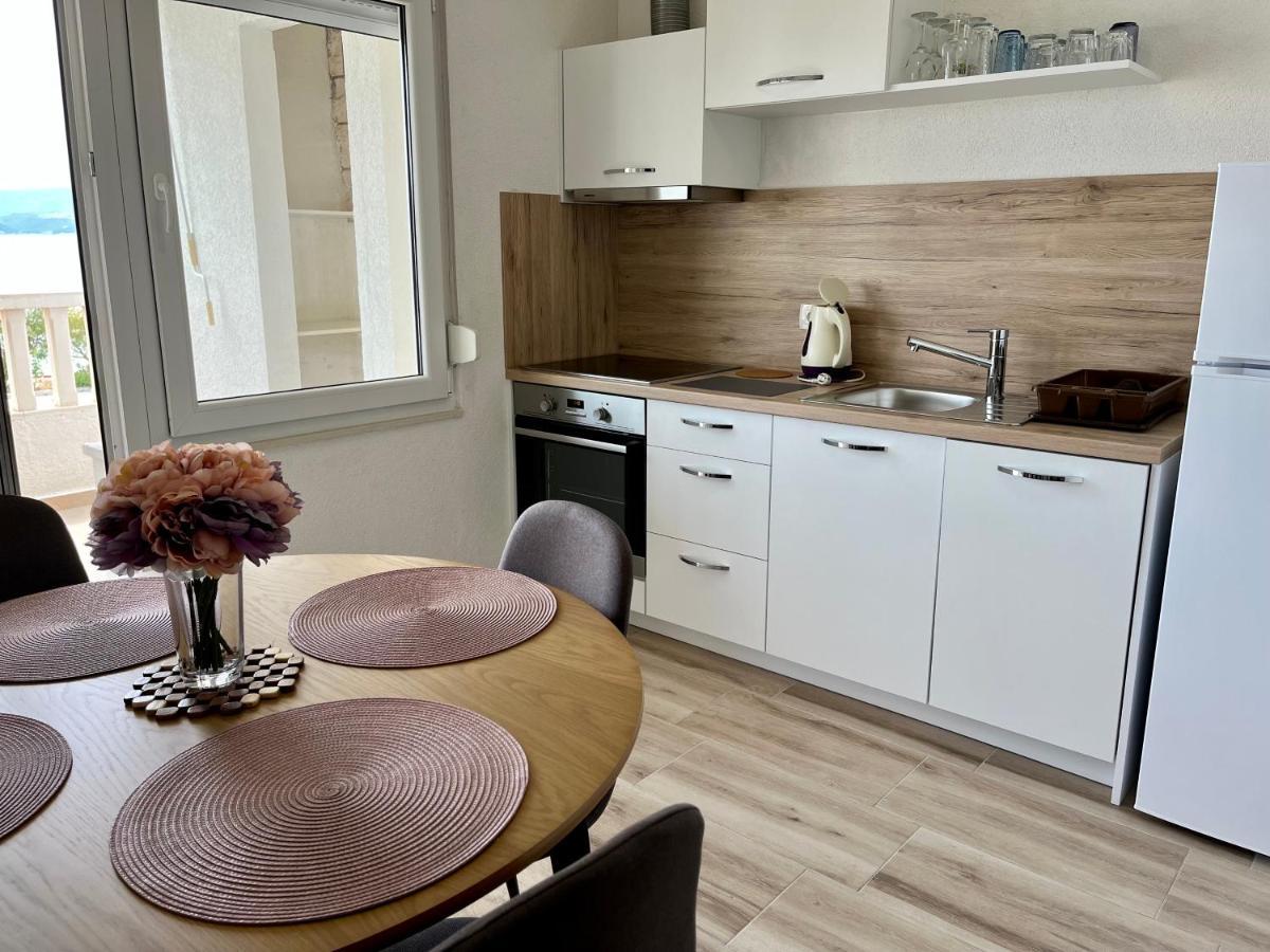 Apartmani “Krešimir” 奥米什 外观 照片