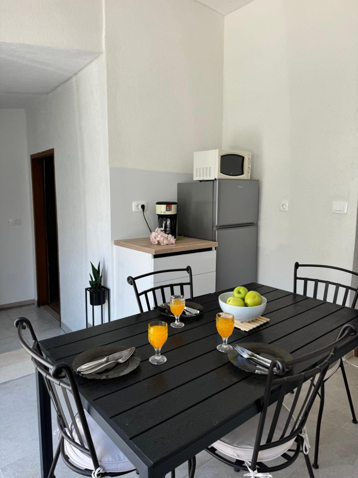 Apartmani “Krešimir” 奥米什 外观 照片
